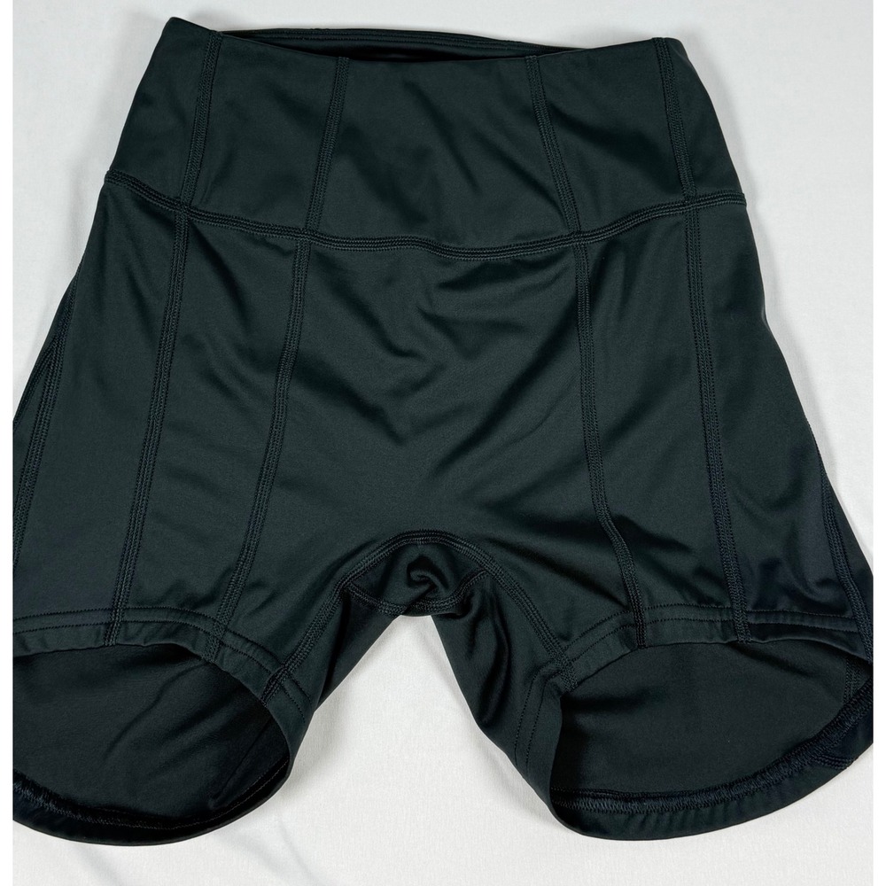 Gymshark Womens High Waisted Scrunch Butt Athletic Shorts Dark Gray Black Small